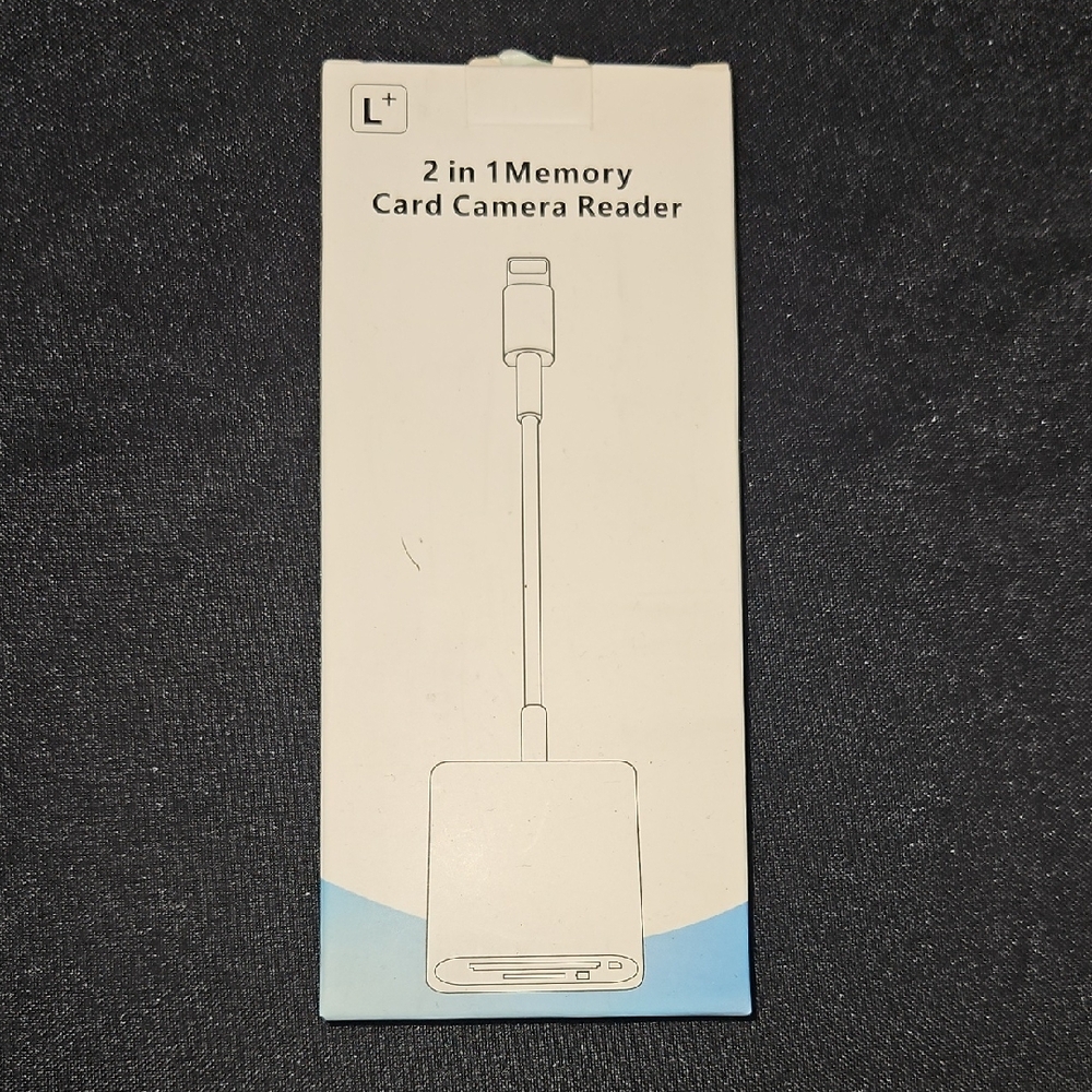 White Memory Card Reader for Computers and Laptops
